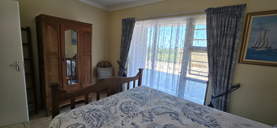 4 Bedroom Property for Sale in Marshstrand Eastern Cape